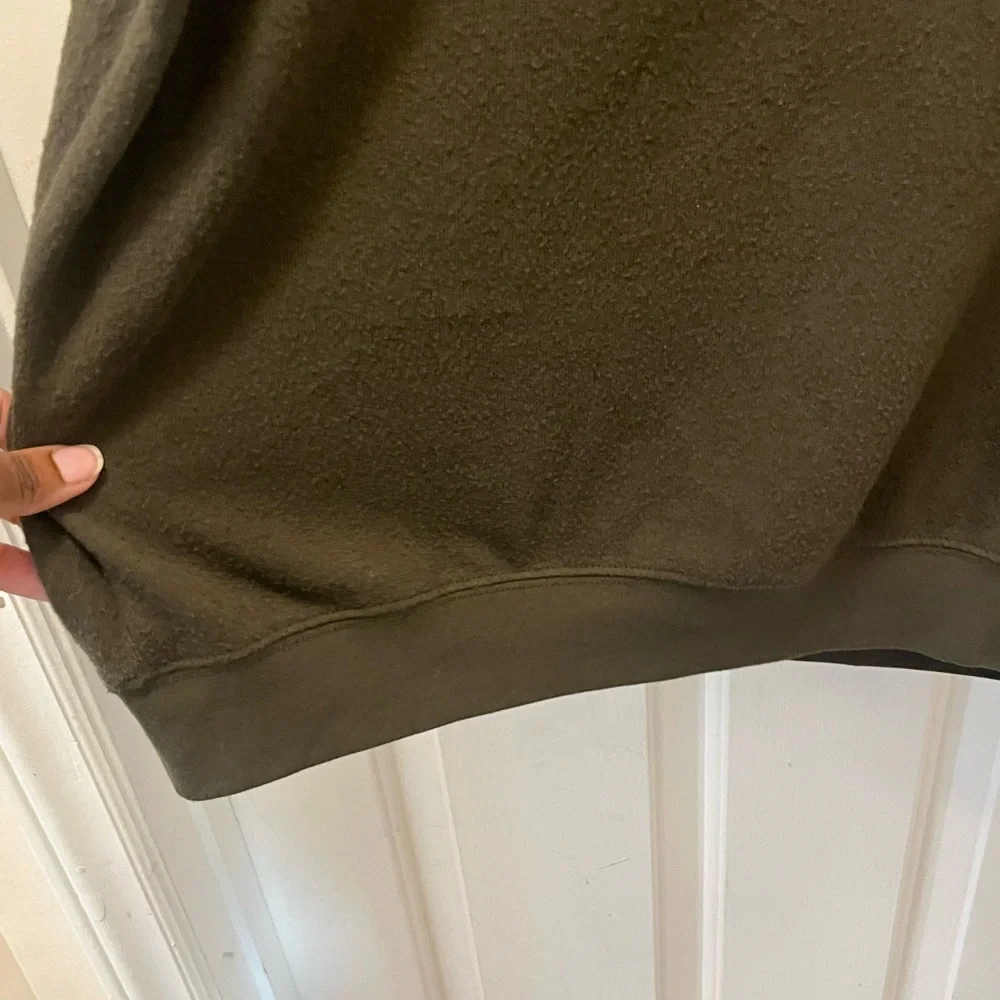 🧘🏽‍♀️ VGUC Alo Yoga Green Soho Pullover Sweater - Sz Medium